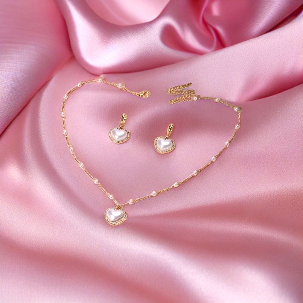 🌷Faux Pearls with Rhinestones Necklace & Earrings Set